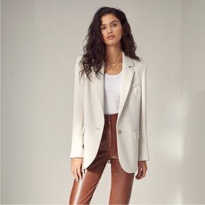 Aritzia Wilfred Nostalgia Oversized Blazer